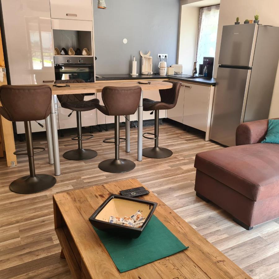 Villard-Saint-Sauveur Appartement Au Coeur Du Haut-Jura מראה חיצוני תמונה